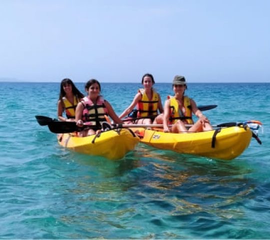 Kayak and snorkel in Papagayo Beach